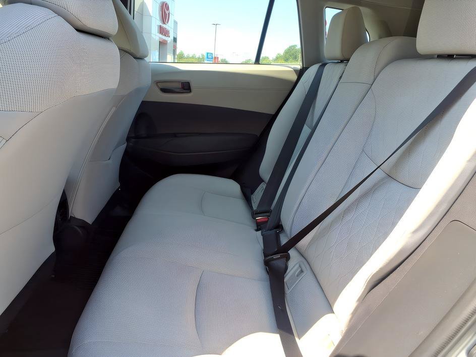Used 2023 Sonic Silver Toyota L image 14