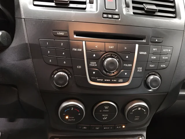 Used 2014 Gray Mazda Sport image 18