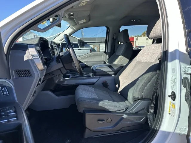 Used 2023 White Ford XLT image 22