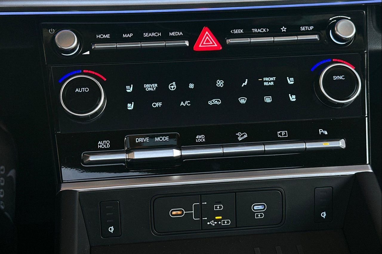2026 Hyundai Santa Fe Limited - Photo 27