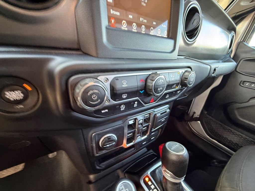 Used 2022 Silver Jeep Willys image 23