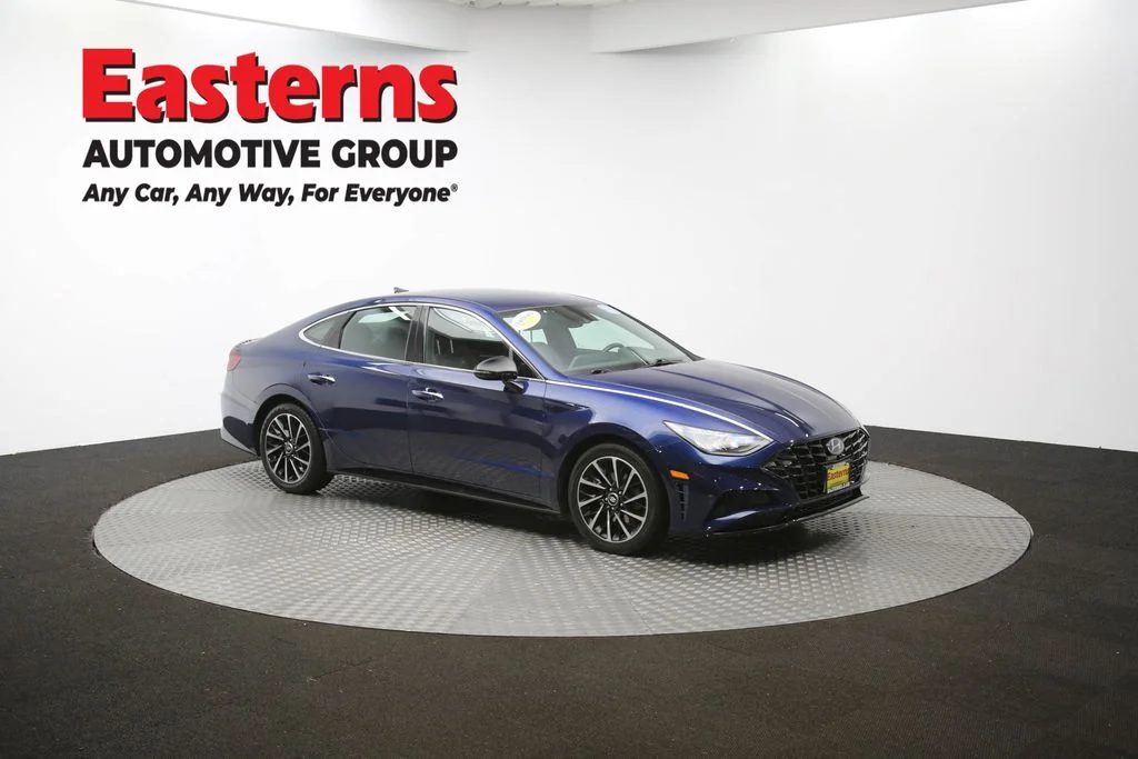 Used 2020 Blue Hyundai SEL Plus image 46