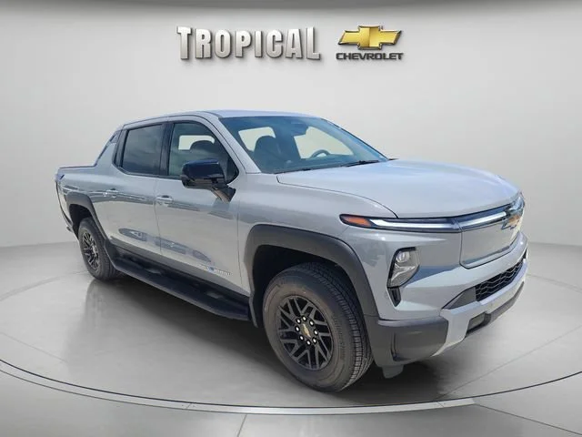 New 2026 Slate Gray Metallic Chevrolet LT - Standard Range image 7