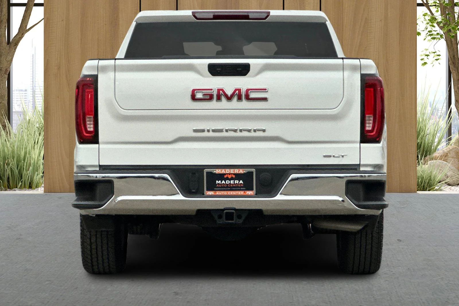 Used 2025 Summit White GMC SLT image 5