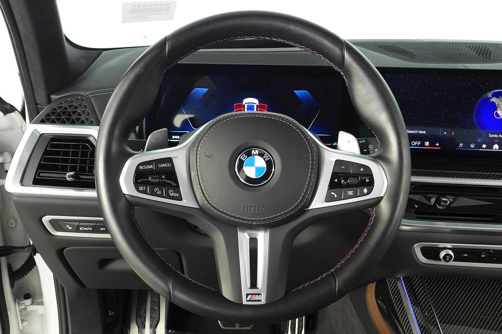 Used 2025 Mineral White Metallic BMW M60i image 28