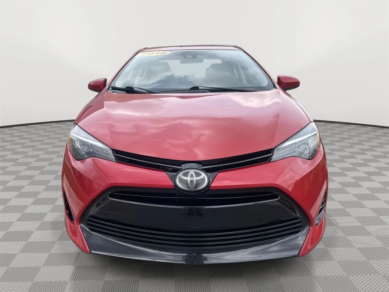 Used 2018 Barcelona Red Metallic Toyota LE image 3