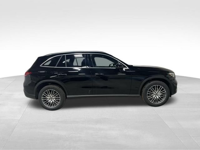 New 2026  Mercedes-Benz GLC 300 image 3