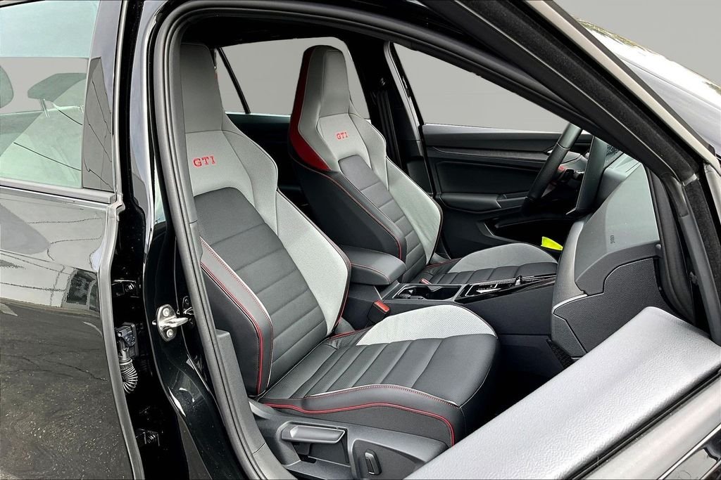 New 2026 Black Volkswagen 2.0T SE image 25