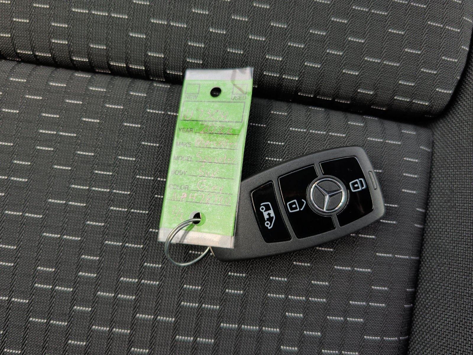 Used 2022 Iridium Silver Mercedes-Benz  image 38