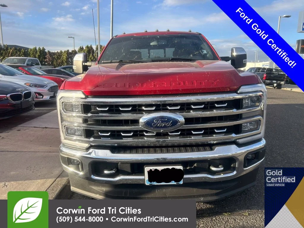 Used 2024 Red Metallic Ford Lariat image 4