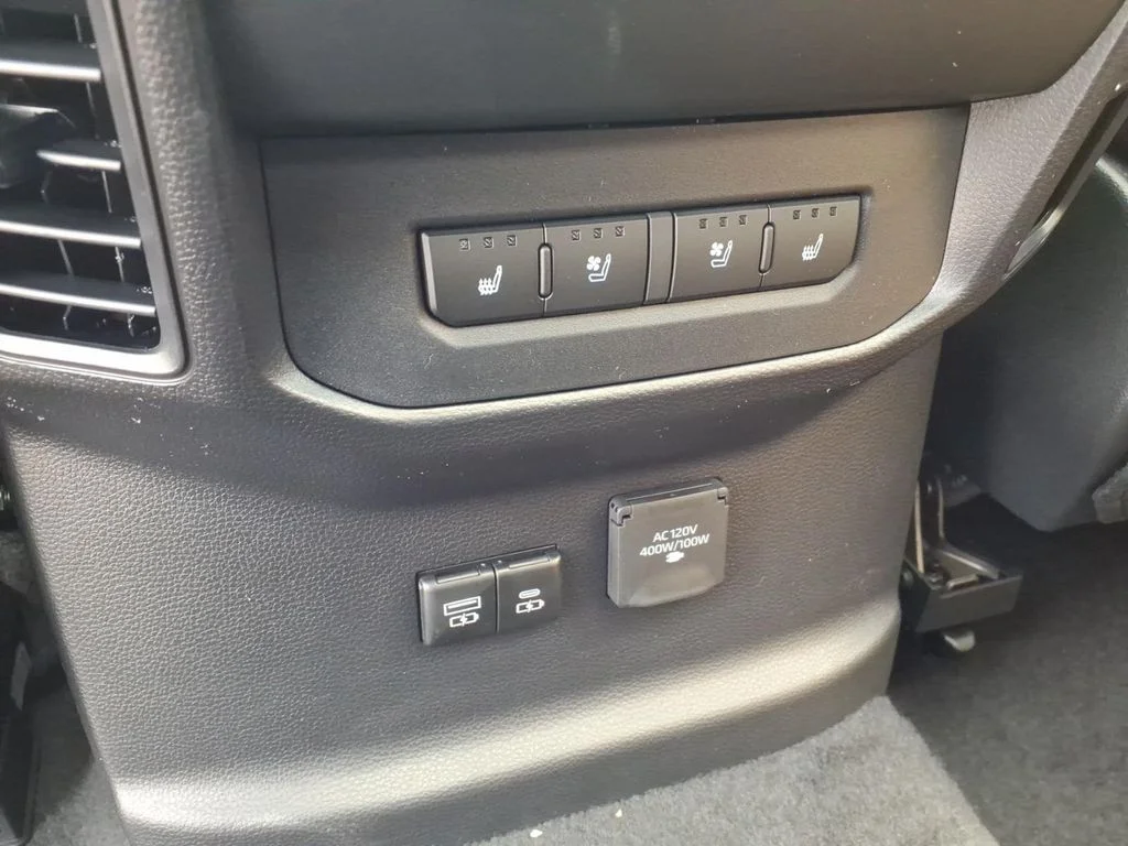 2026 Toyota Tundra Platinum - Photo 13