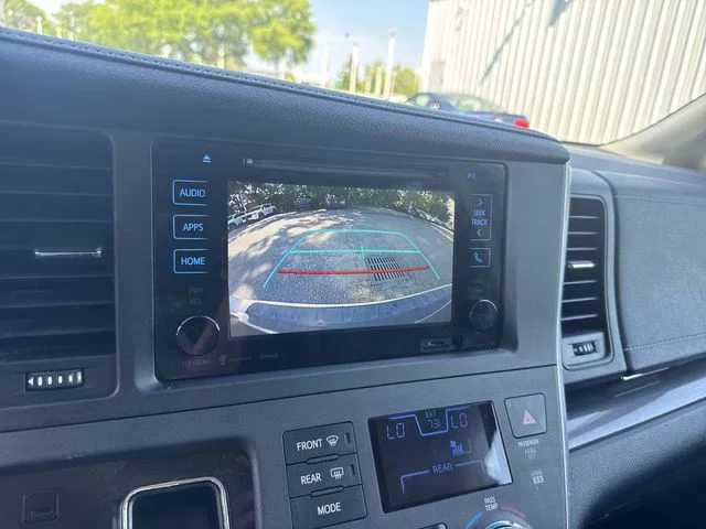Used 2017 Silver Toyota SE Premium image 22