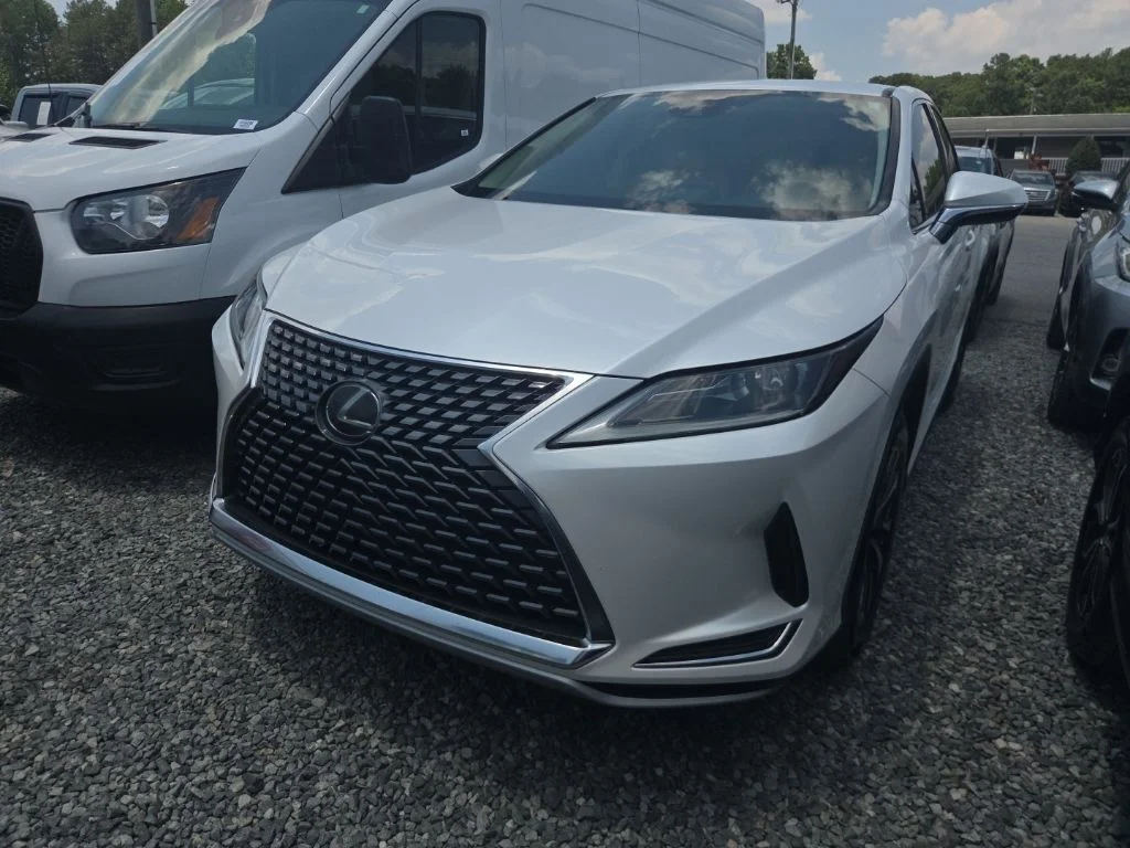 Used 2021 White Lexus 350 image 1