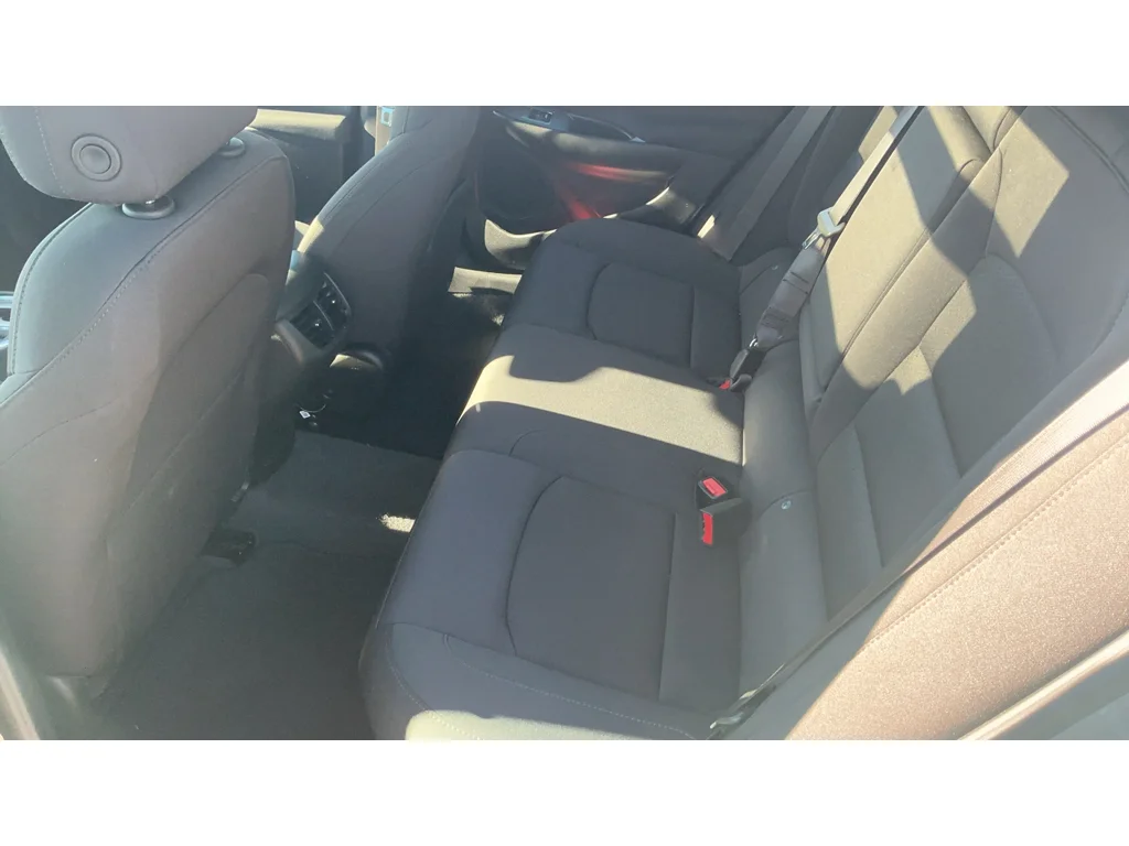 Used 2024 STERLING GRAY METALLIC Chevrolet LT image 17