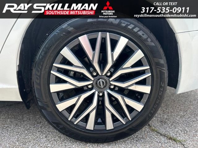 Used 2025 White Nissan 2.5 SV image 10