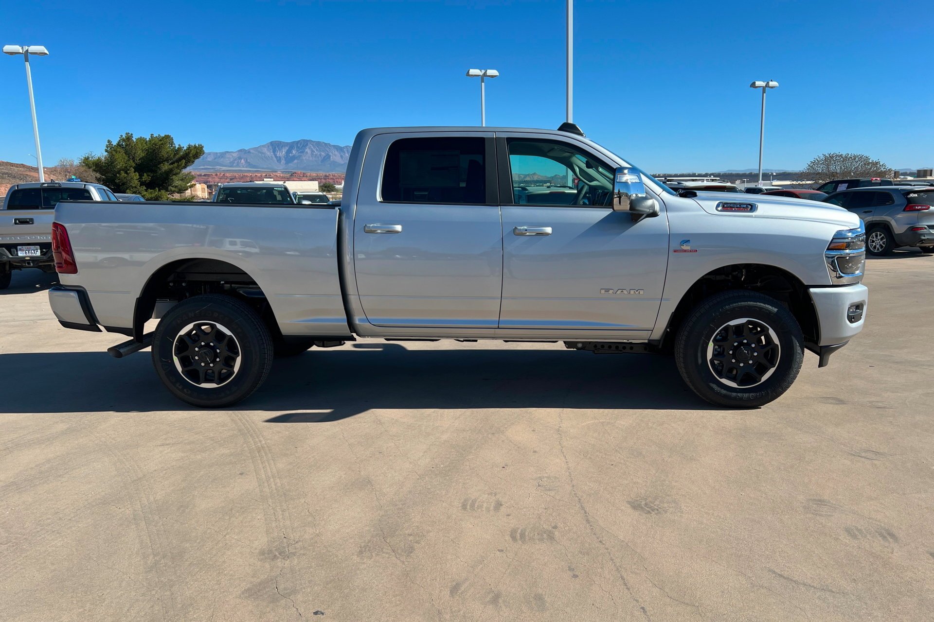 New 2026 Silver-Zynith Exterior Paint RAM Laramie image 7