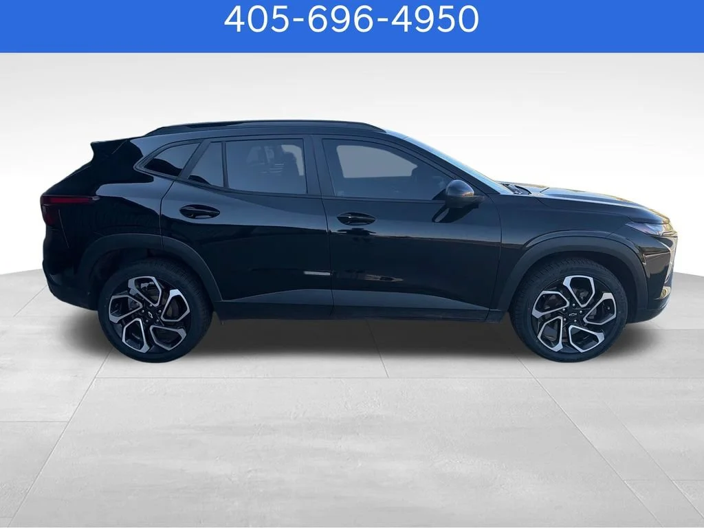 Pre-Owned 2024 Chevrolet Trax 2RS