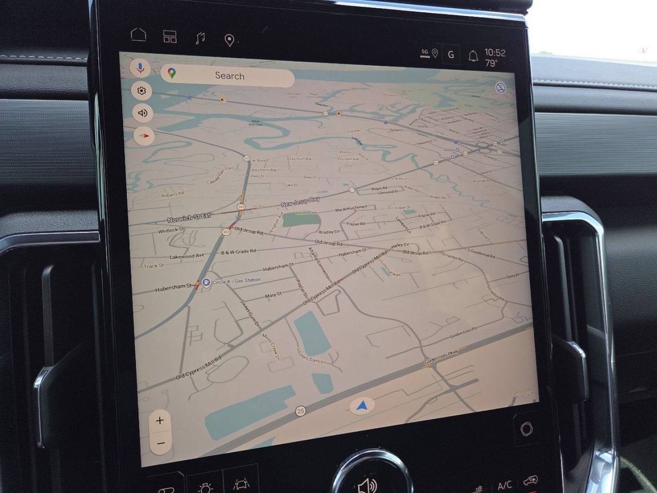 New 2026 Summit White GMC Elevation image 3