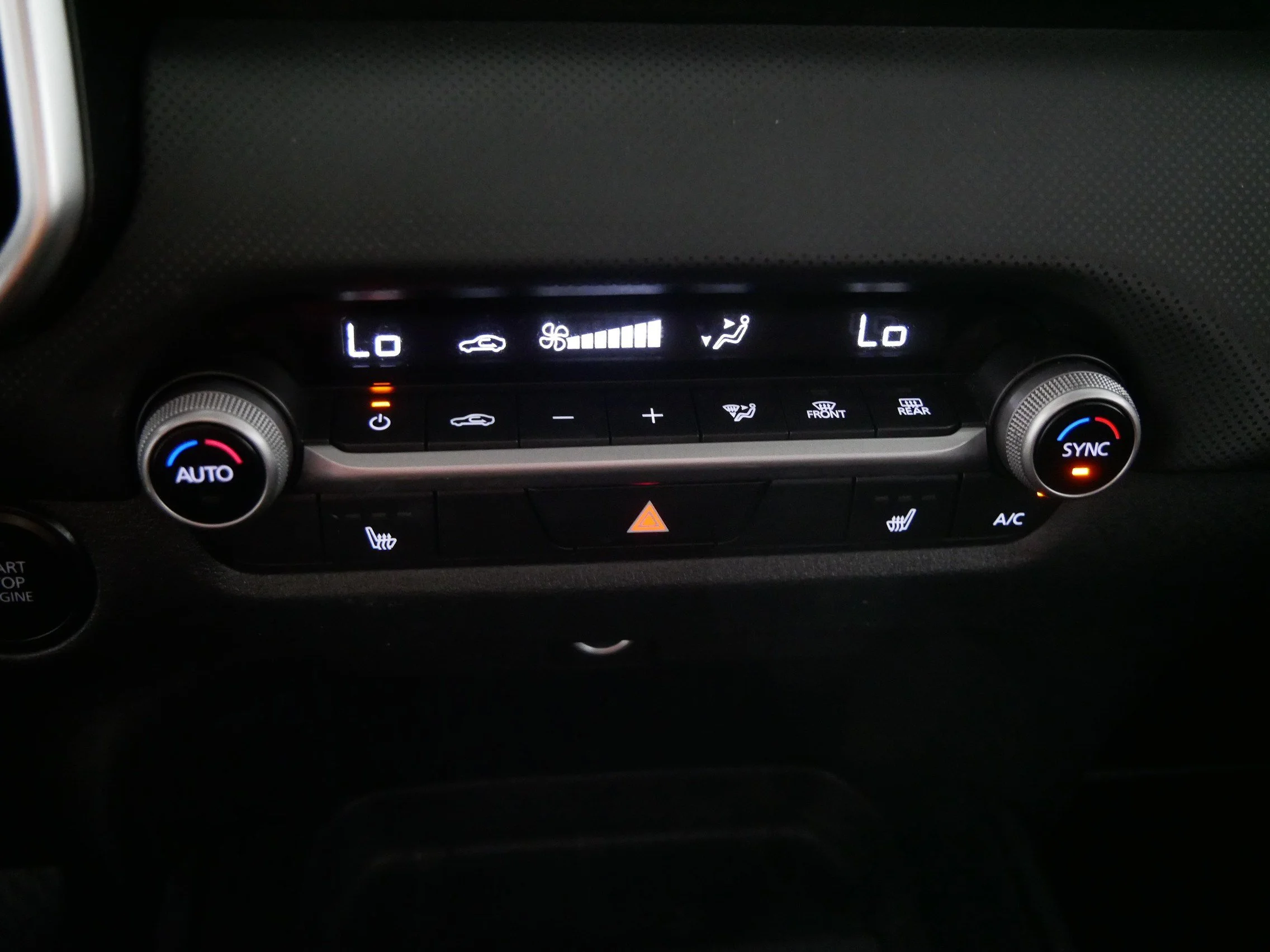 Used 2024 Wind Chill Pearl Mazda 2.5 S Preferred Package image 23