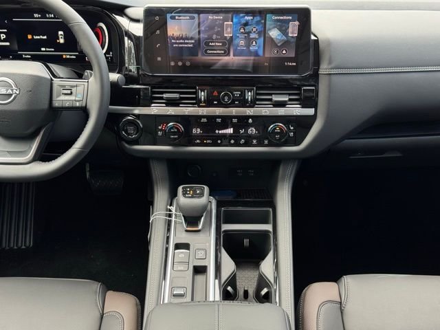 New 2026 Gray Nissan Platinum image 28