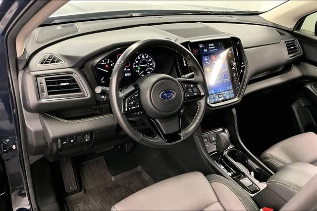 Used 2025 Cosmic Blue Pearl Subaru Onyx Edition image 16