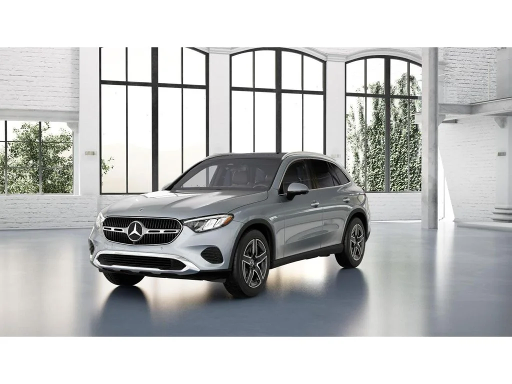 New 2027 Silver Mercedes-Benz GLC 300 image 40