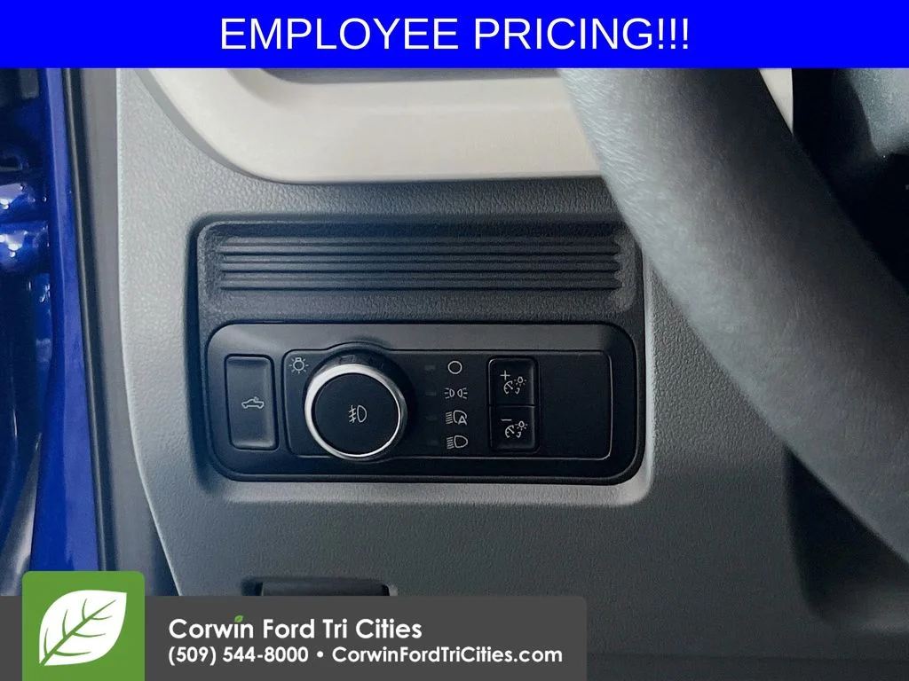New 2026 Blue Ford XLT image 19