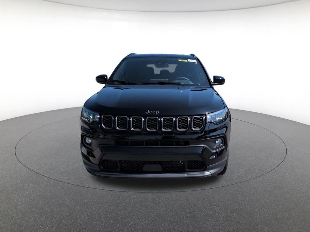New 2026 Diamond Black Crystal Pearlcoat Jeep Latitude image 2