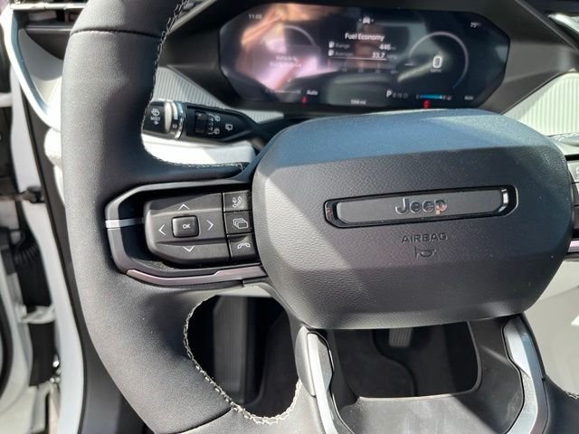 New 2026 Bright White Clearcoat Jeep Laredo image 29