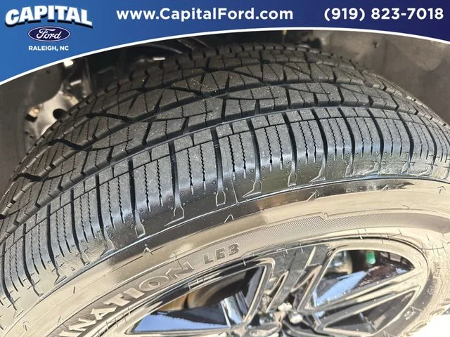 Used 2020 Black Ford XLT image 14