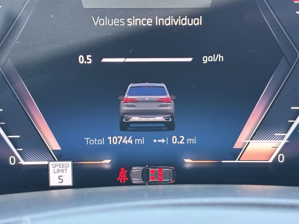Used 2026 Gray BMW sDrive40i image 27