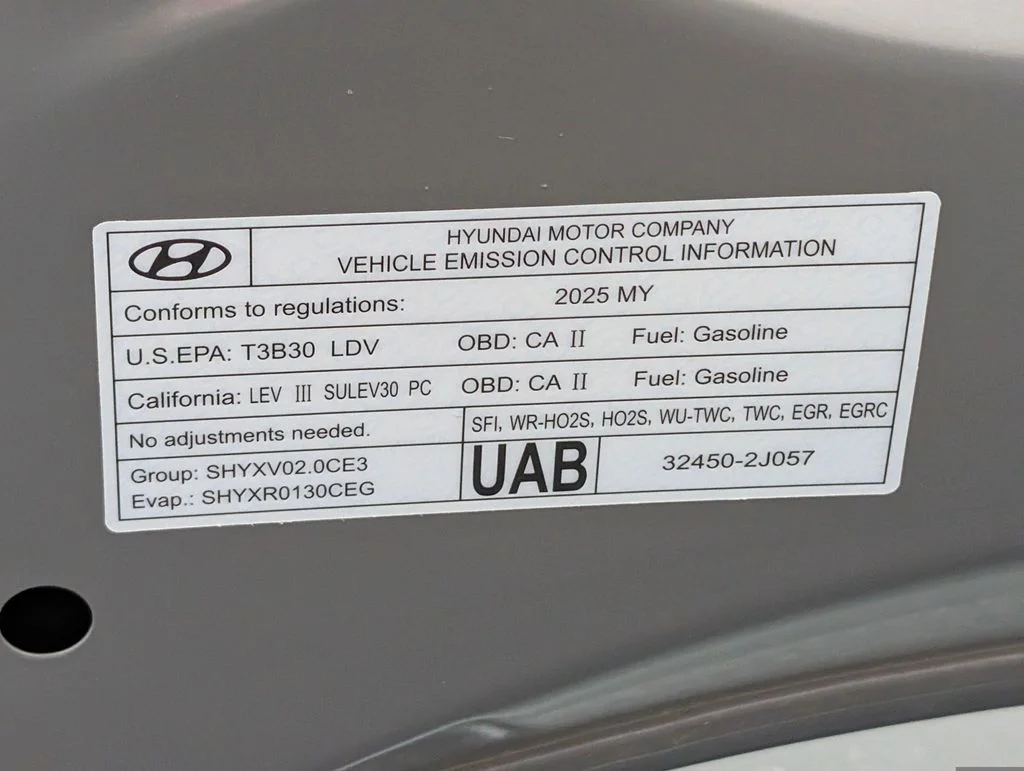 Certified Used 2025 Gray Hyundai SEL Convenience image 24
