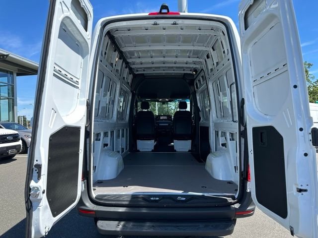 2025 Mercedes-Benz Sprinter Cargo Van Base - Photo 10