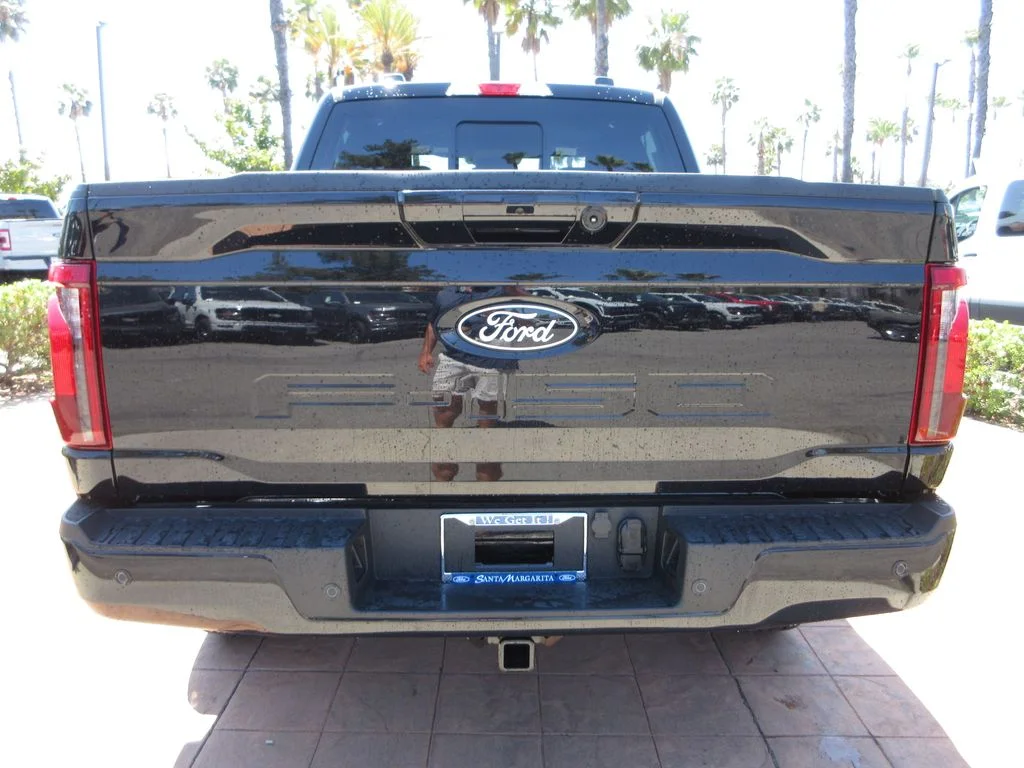 New 2026 Agate Black Metallic Ford XLT image 3