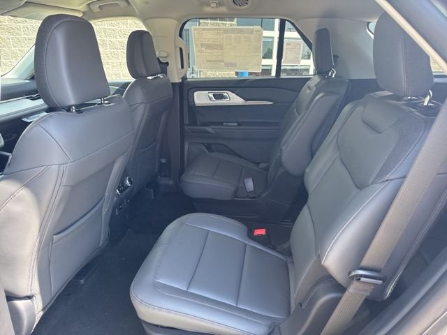 New 2026 Carbonized Gray Metallic Ford Active image 13