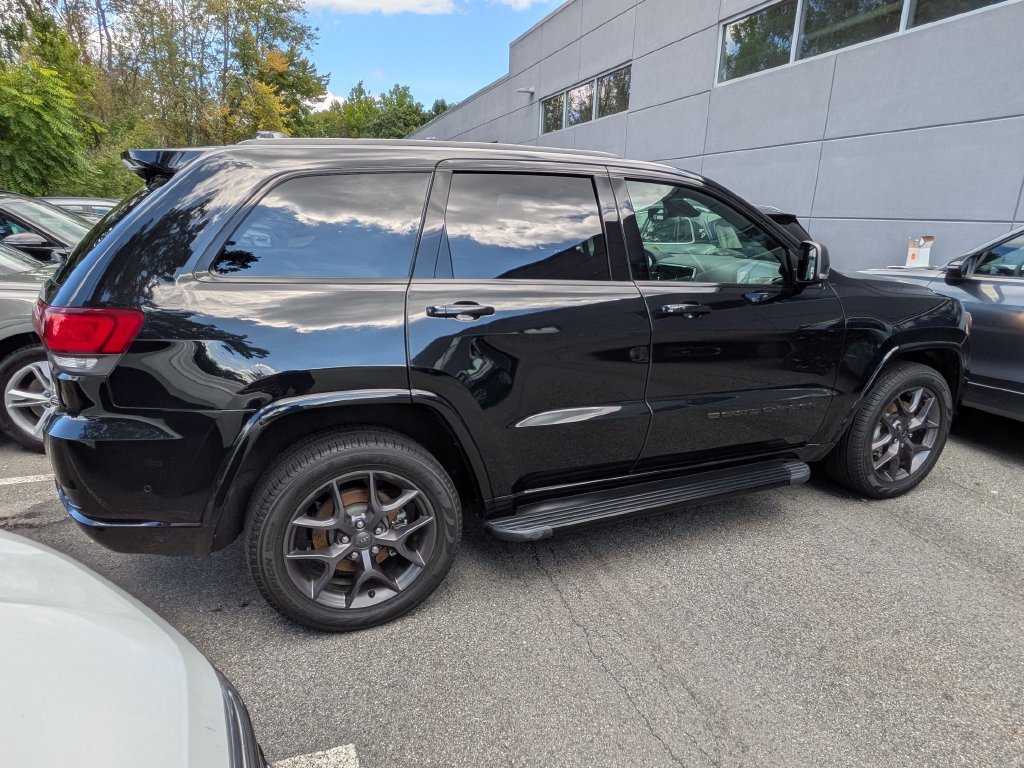 Used 2021 Black Jeep Limited image 3