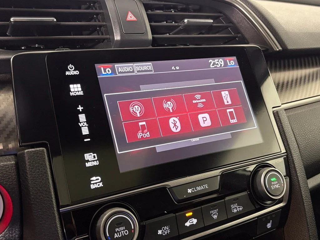 Used 2018 White Honda Si image 27