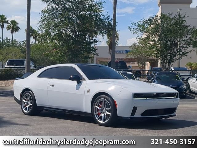 2024 Dodge Charger Daytona Scat Pack's photo