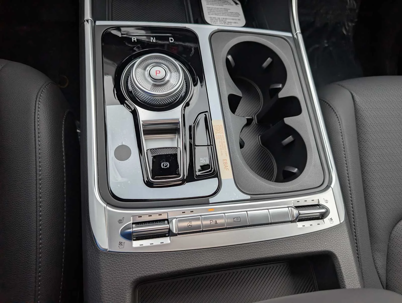 New 2027 Ivory Silver Kia SX Prestige image 25