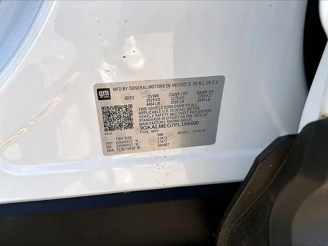 Certified Used 2023 Summit White GMC SLE image 5
