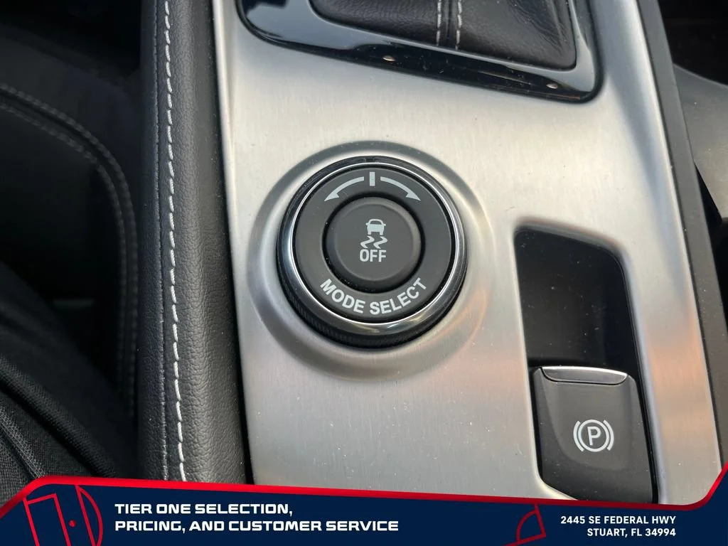 Used 2018 BLACK Chevrolet Z06 1LZ image 24
