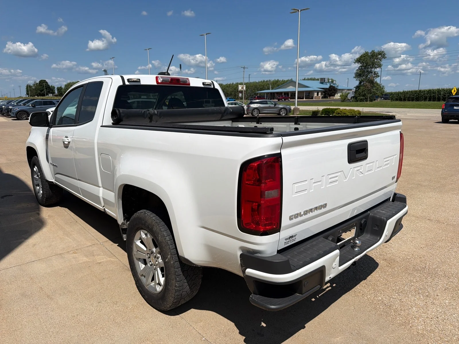 Used 2022 White Chevrolet 2WD LT image 9