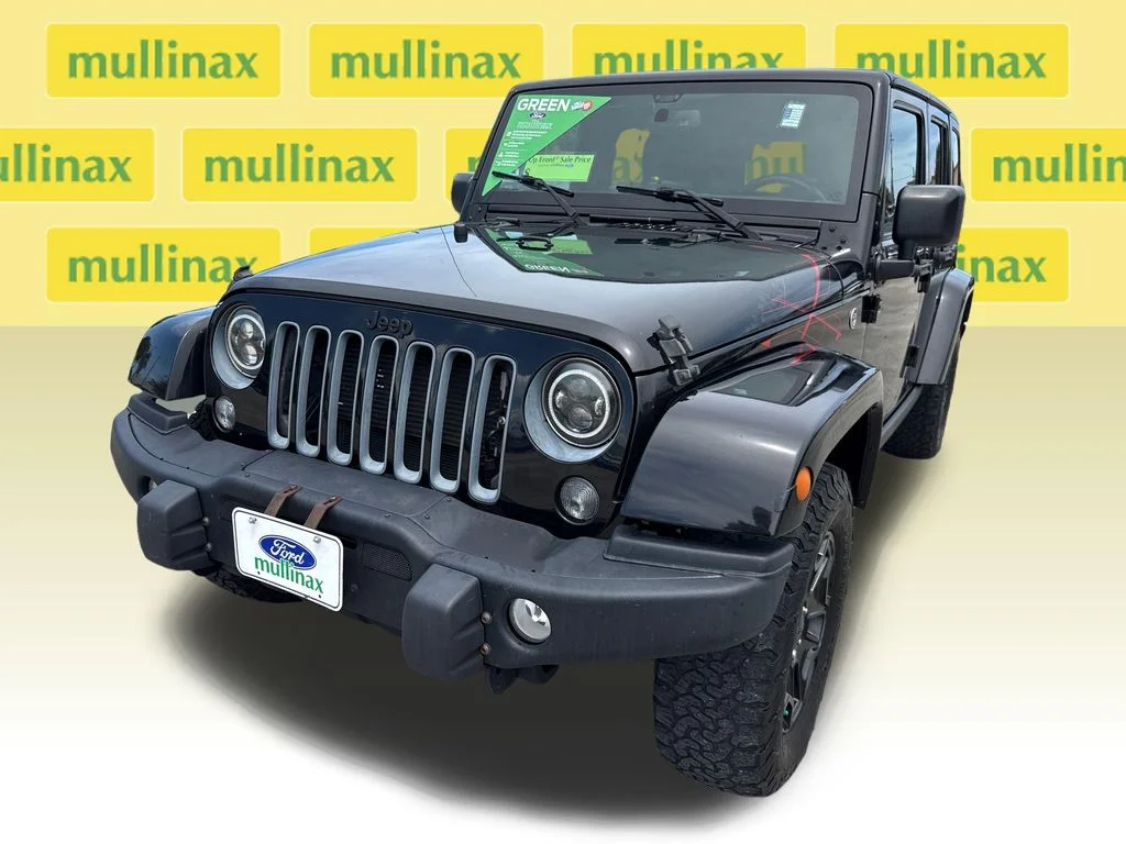 Used 2016 Black Jeep Unlimited Sahara image 8