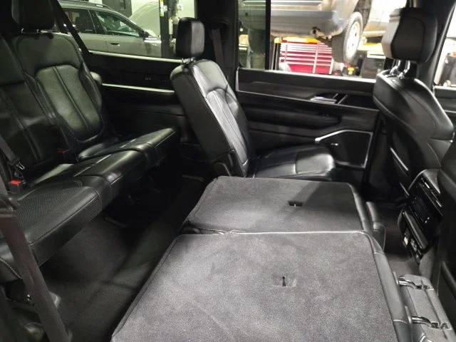 Used 2024 Black Jeep Series II image 12
