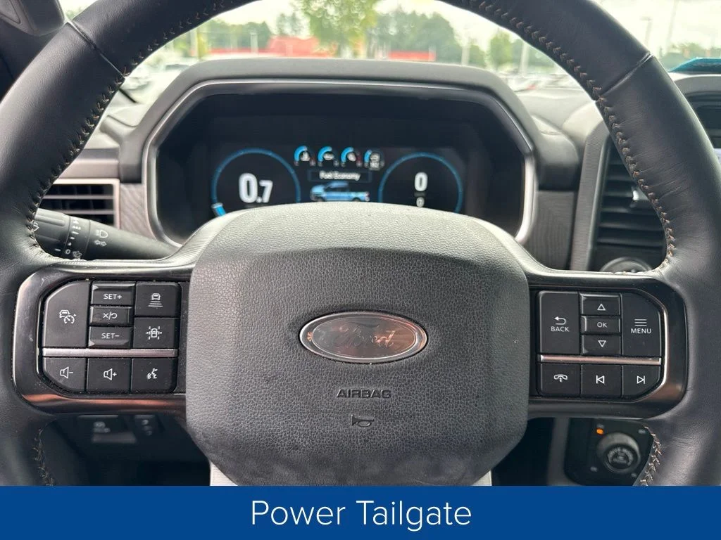 Used 2023 White Metallic Ford Platinum image 10