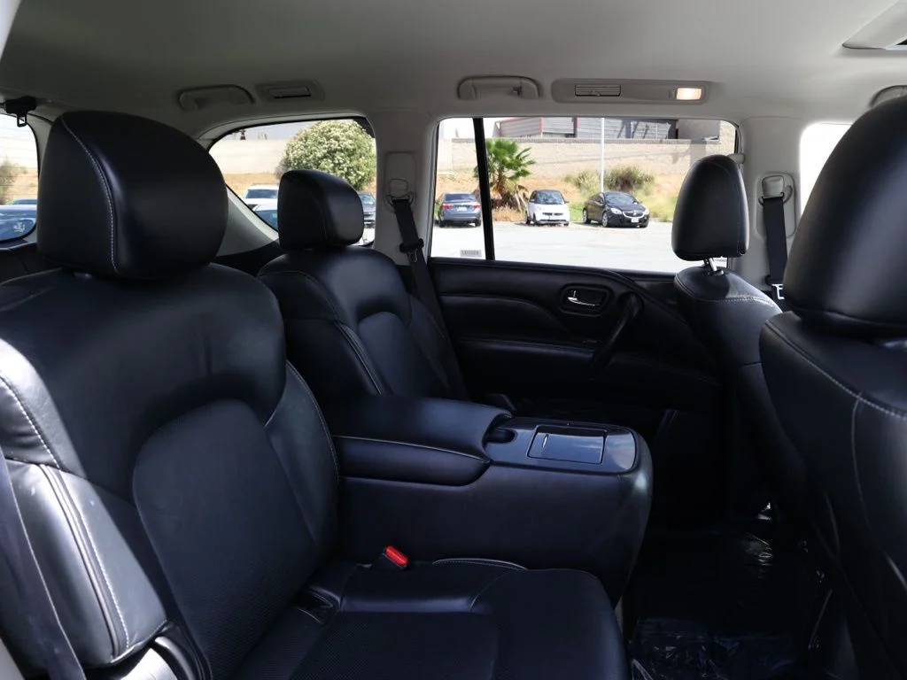 Used 2024 Gray INFINITI LUXE image 17