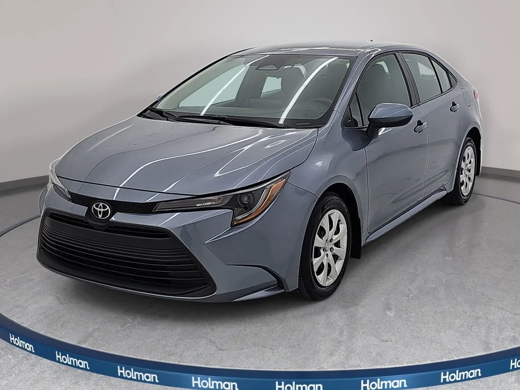 Used 2026  Toyota LE image 1