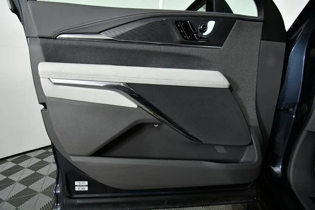 2025 Cadillac Escalade IQ Sport 1 - Photo 22