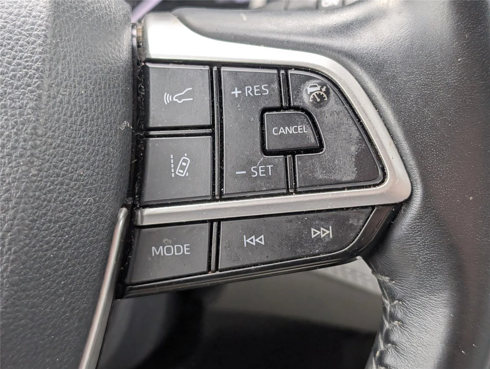 Used 2022 Blueprint Toyota XLE image 28