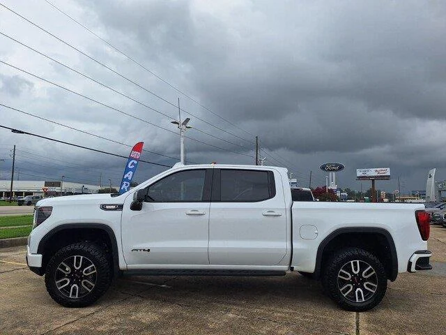 Used 2023 WHITE GMC AT4 image 2